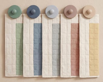 Quilt Hangers for wall, Tapestry Hangers, Rug Hanger clips 4 Pack