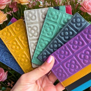 Portefeuille mince en cuir RFID pour cartes de crédit - Portefeuille coloré unisexe pour porte-cartes de visite et de carte de crédit - Cadeau minimaliste à motif mosaïque