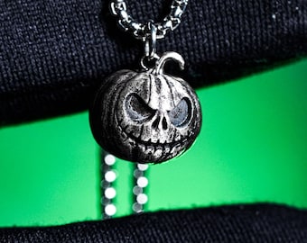 Ja,ck Skell|ngton Pumpkin Necklace, Halloween Jewelry, Nightmare B4 Christmas Pendant, Gothic Jack o Lantern Pumpkin Charm, Spooky Xmas Gift