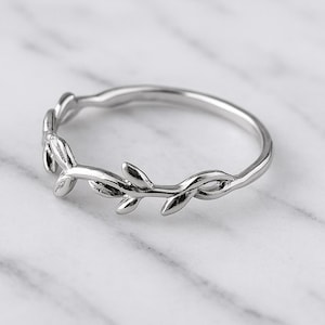 Sterling Silver Leaf Vine Ring: Boho Nature Jewelry