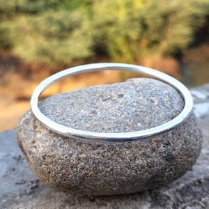 Sterling Silver Bangle Bracelet, Minimalist Silver Heavy Bangle, Dainty Stacking Bracelet, Handmade Jewelry, Gift for Her, Everyday Jewelry
