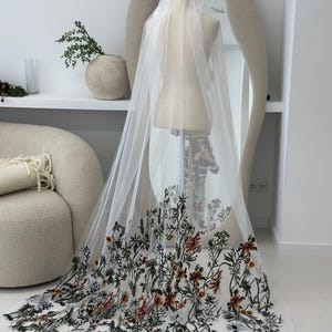 Colorful Wedding Veil , Long Veil , Cathedral Veil, Floral Embroidery Veil, Lace Veil , Colored Veil