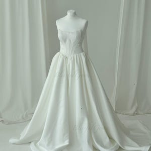Strapless Wedding Dress|Satin Wedding Dress|Ball Gown| Basque Waist Wedding Dress|Drop Waist Wedding Dress|Minimalist Wedding Dress