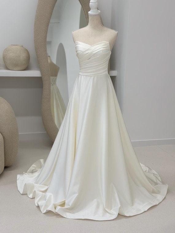 ivory ruched draped chiffon dress Wedding | A-Line Bridal Gown Style_Long Sleeve Dresses & Gowns