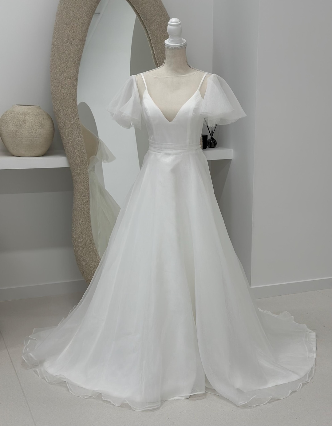 Flutter Sleeve Wedding Dress|modest Wedding Dress|romantic Wedding ...