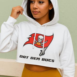 Custom Varsity Letter Crop Hoodie: Personalized Team Sweatshirt