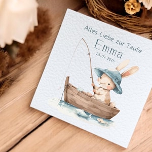 Quadratische, personalisierte Karte zur Taufe mit Name und Taufdatum (Hase im Boot) - Glückwünsche zur Taufe - Personalisierte Taufgeschenke