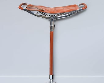 Adjustable Leather Walking Stick with Seat, Folding Hunting & Hiking Stool, Portable Shooting Chair, Outdoor Seat Gift for Dad or Grandpa