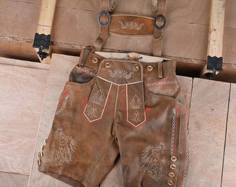 Mens Red Brown Lederhosen Shorts Suede Oktoberfest Outfit with Embroidered Suspenders Bavarian German Costume