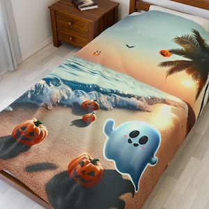 Summerween Cozy Halloween Ghost Blanket, Soft Plush Throw, Fall Decor, Spooky Home Blanket, Festive Gift for Halloween