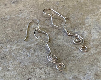 Swirled Wire Sterling Post Earrings Medium Lengrh