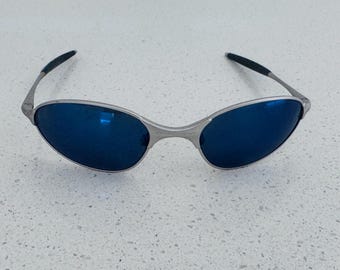 Vintage Oakley Blue Iridium Wire Sunglasses