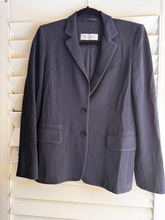 Vintage Max Mara Pinstripe Blazer: Wool Silk, Tailored Fit