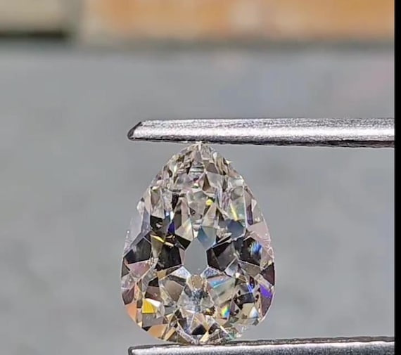 2.00ct Pear Cut Lab Grown Diamond, Loose Pear Diamond for Custom Engagement Ring, IGI