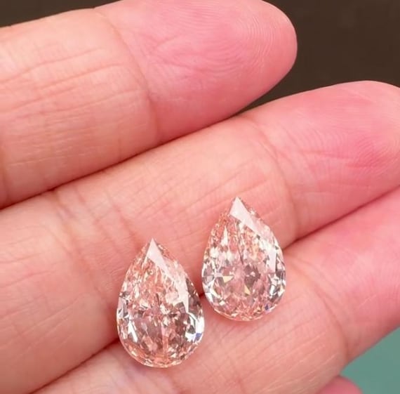 3.25 + 3.31 ct Lab Grown Fancy Intense Pink Pear Diamonds – Matching Pair, VS1, EX/EX, IGI Certified  Earrings
