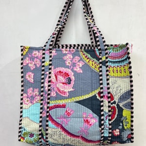 Boho Floral Kantha Quilted Tote Bag Handcrafted Large Cotton Shoulder Bag Reusable Eco-Friendly Everyday Shopping Bag Bohemian Gift for Her