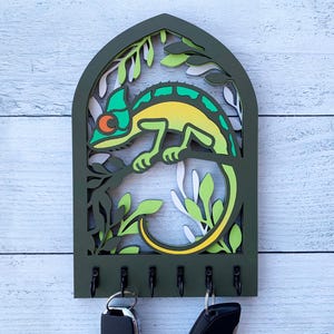 Rustic Chameleon Wooden Key Holder | Layered Wall Hanging Key Rack | Jungle Lizard Decor | Laser Cut Wood Key Organizer
