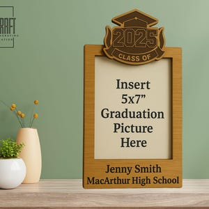 Rustic Personalized Graduation Photo Frame 2025 | Custom Grad Picture Holder with Cap | Senior Gift for High School or College Graduate