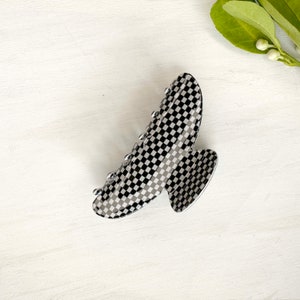 Black Checkered Medium size Hair Claw