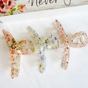 Flower Patterned Large Hair Claw.