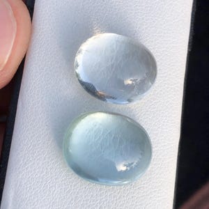 Aquamarincabochons, heller Farbaquamarin, natürlicher Aquamarin, Aquamarin Edelsteine.