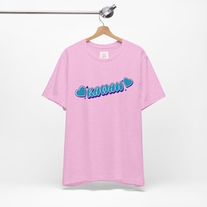 Camiseta retro kawaii con letras de burbujas (Bella+Canvas 3001), ropa casual divertida y divertida para el día a día.