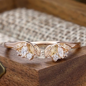 Natural Inspired Leaf Wedding Band Unique Stacking Moissanite Matching Band Art Deco Branch Band Delicate Rose Gold Twig Vine Leaves Band