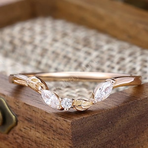 Minimalist Moissanite Wedding Band Curved Matching Band Stacking Leaf Vine Ring Solid Rose Gold Wedding Ring Natural Inspired Twig Ring Band