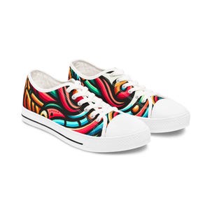 Vibrant Low Top Sneakers: Bohemian Style Women&#39;s Canvas Shoes