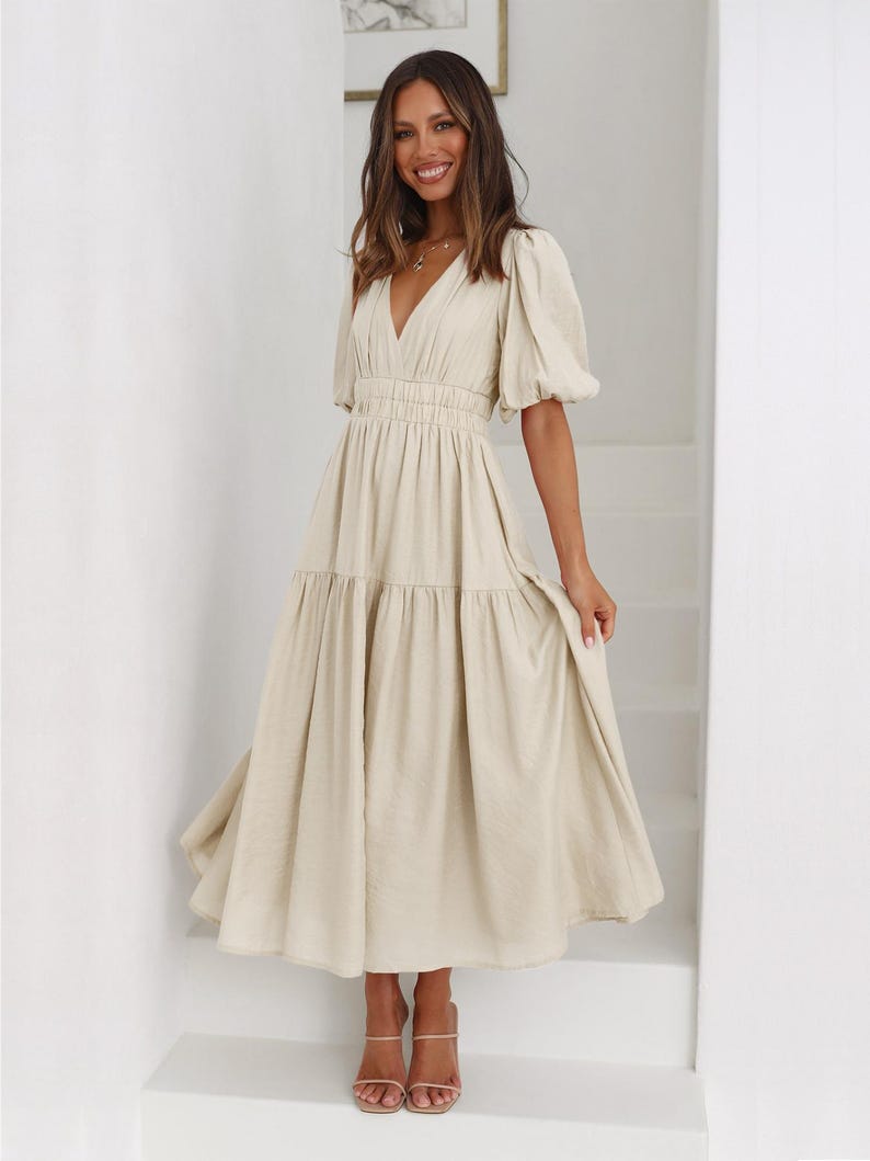 Puff Ärmel Tiered Midi Kleid Frauen | Cottagecore V-Ausschnitt fließendes Partykleid | Romantisches Sommerkleid Bild 5