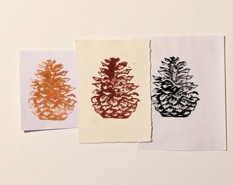 Szyszka - ręcznie drukowany tusz na papierze