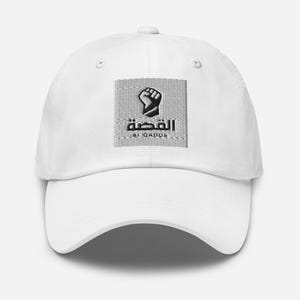 Beautiful and warm hat grip with a strong symbol