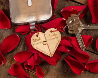 Name date keychain, personalised puzzle heart keyring set, matching couple gift, valentine token
