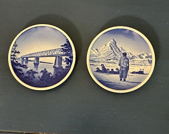Set of 2 Vintage Bing and Grøndahl Denmark Mini Plates 2010 Lillebæltsbroen Bridge & Hundeslæde Greenland Dog Sled Scene – Blue and white