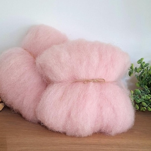 Plant dyed carded wool, 100% ethical wool, no chemicals, needle felting, spinning, fibre crafts, knitting, crochet, weaving