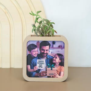 Personalisierter Übertopf mit Foto Blumentopf – Beige 3D gedruckter Pflanztopf für Zimmerpflanzen – Geburtstag oder New Dad Geschenk