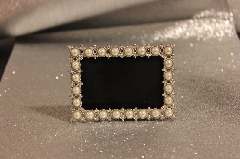 Set of 22 PEARL FRAMES Frame Mini Table Numbers Chalkboard or Glass Photo Picture Jeweled Vintage Style Glam Favors Placecards Seating Name