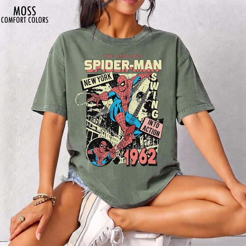 Komfort Farben Vintage The Amazing Spider-Man Shirt, Retro Marvel Comics Cover Tee, MCU Fan Geschenk, Familien Reise Shirt Bild 8