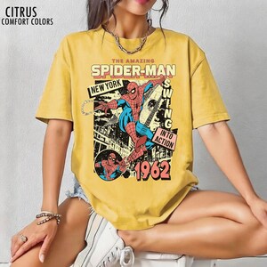 K&ouml;nnte beinhalten: Ein Set aus drei Keramikbechern mit gesprenkelter, matter Oberfl&auml;che. Die Becher sind in Creme-, Hellgrau- und Dunkelgraut&ouml;nen gehalten. Jeder Becher hat ein schlichtes, minimalistisches Design, ideal f&uuml;r Kaffee oder Tee.