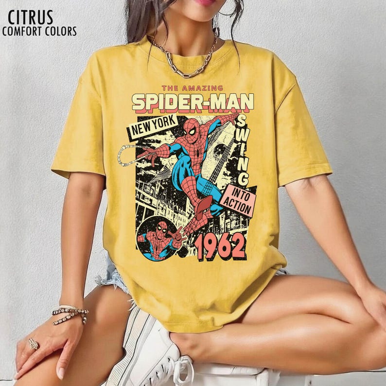 K&ouml;nnte beinhalten: Ein Set aus drei Keramikbechern mit gesprenkelter, matter Oberfl&auml;che. Die Becher sind in Creme-, Hellgrau- und Dunkelgraut&ouml;nen gehalten. Jeder Becher hat ein schlichtes, minimalistisches Design, ideal f&uuml;r Kaffee oder Tee.