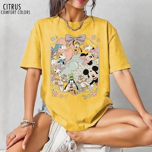 Komfortfarben Retro kokette Schleife Disney Epcot Mickey und Freunde T-Shirt, Disney Trip Shirts, Epcot World Tour 1982 T-Shirt, Disneyworld Shirt Bild 8
