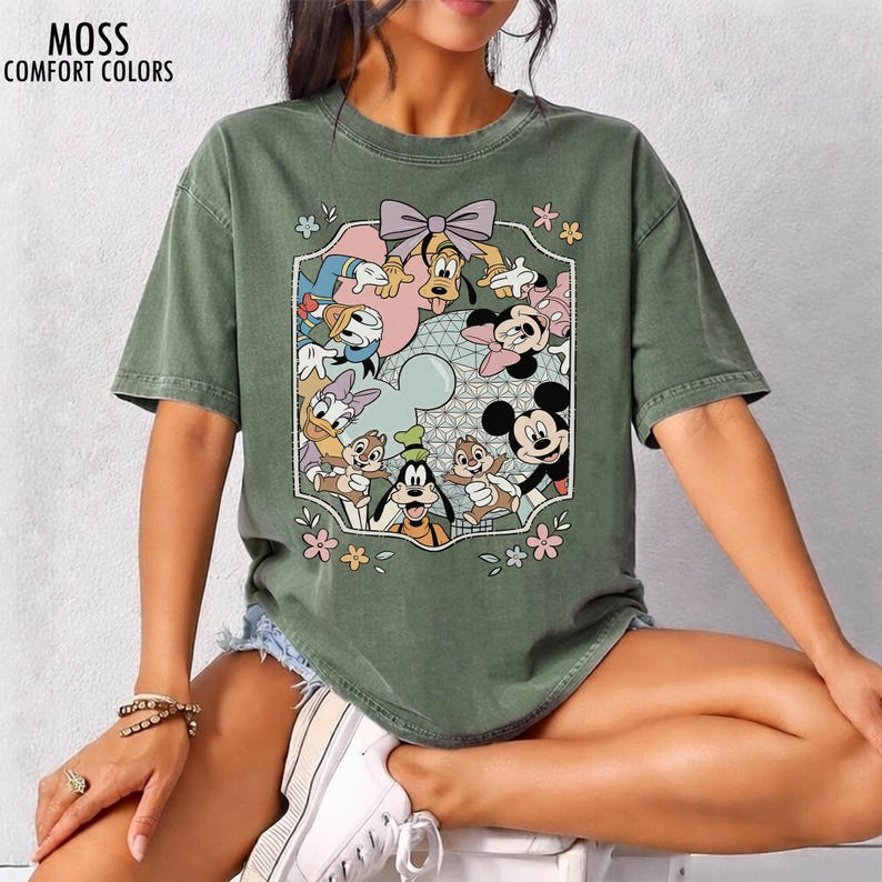 Komfortfarben Retro kokette Schleife Disney Epcot Mickey und Freunde T-Shirt, Disney Trip Shirts, Epcot World Tour 1982 T-Shirt, Disneyworld Shirt Bild 6