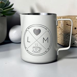 Milchkännchen Milchkanne Kaffee Edelstahl Barista Siebträger Lasergravur personalisiert Name Logo Geschenk Weihnachten Geburtstag Hochzeit