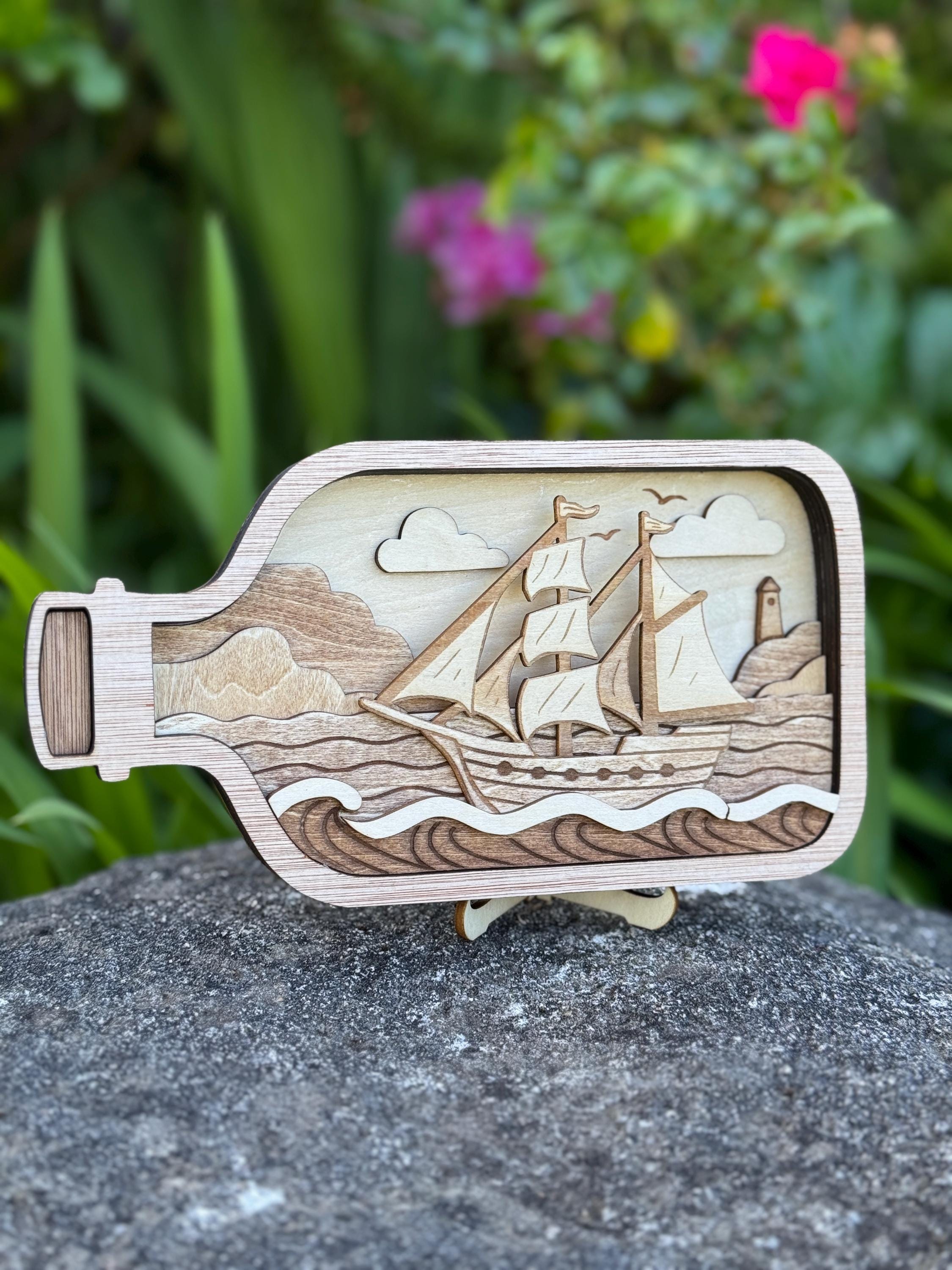 レーザーカッターや彫刻師向けの多層3D航海SVGバンドル。ボトルに入っ