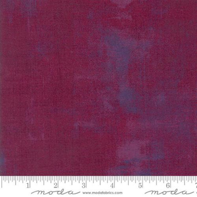 Patchworkstoff Moda Basicgrey Grunge Boysenberry 0,25m Bild 1