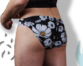 Men&#39;s Black Swim Brief with Daisies