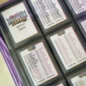 Pokemon Sammelkartenspiel - Digitale Paldean Schicksale Checklisten; kartengroße Standard / Master Set Ordner Checklisten (Kein physischer Artikel, nur druckbar)