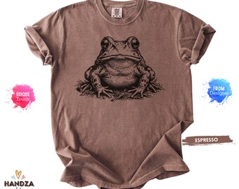 Comfort Colors® Frog 90s Retro Tee, Mystical Nature Shirt, Vintage Frog Art Top, Unique Toad Graphic Tee, Animal Lover Gift Shirt