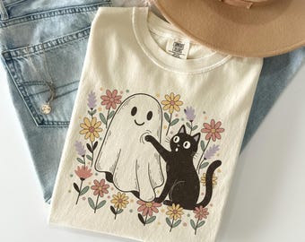 Comfort Colors Boho Ghost Cat Halloween Shirt: Floral Graphic Tee