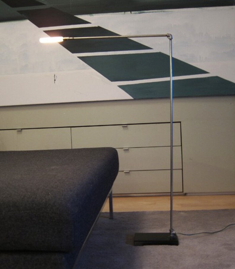 Mesh Floor Lamp Image 0